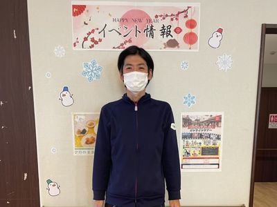 スタッフイメージ壁前
