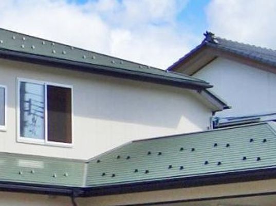 二階建ての建物外観