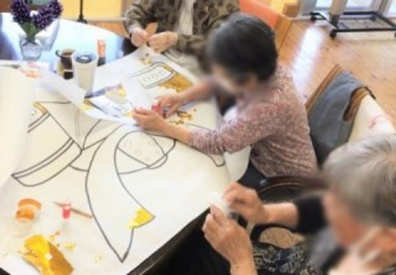 楽しむ様子の共有スペース
