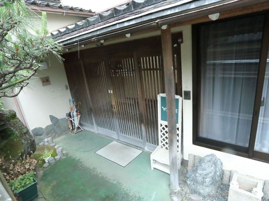 和風の落ち着いた玄関
