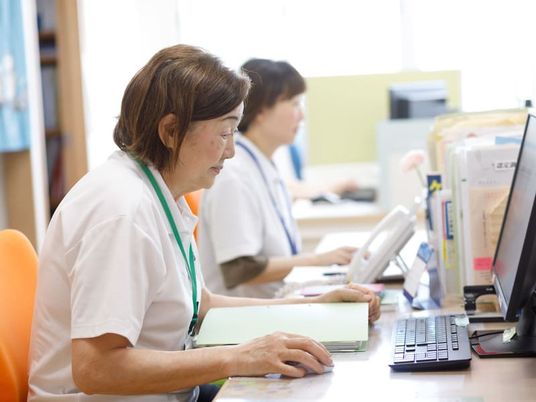 働くスタッフの様子