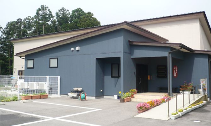 居心地良い庭の建物外観  