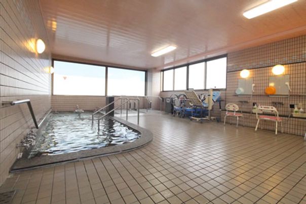 広々とした浴室の様子