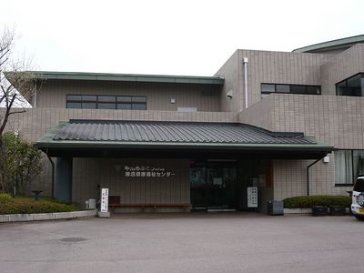 広々とした外観
