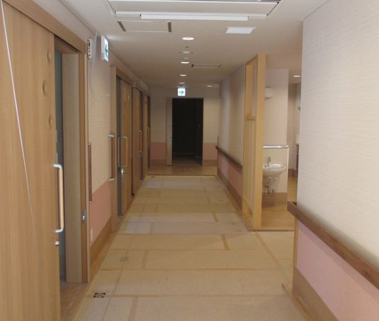静かな廊下
