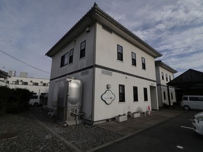 清潔な建物外観