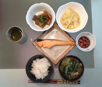 和食の一汁三菜の料理