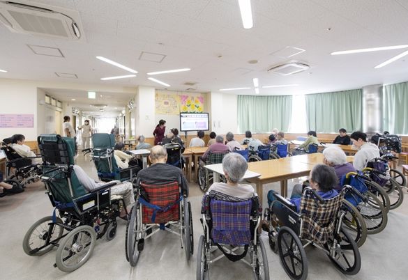 ゆったり過ごせるダイニング