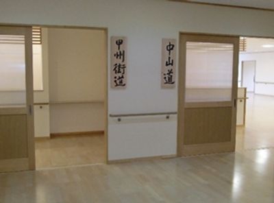広々とした廊下