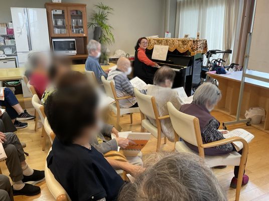ボランティア音楽交流ラウンジ