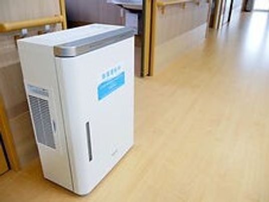 浄化装置が設置された廊下