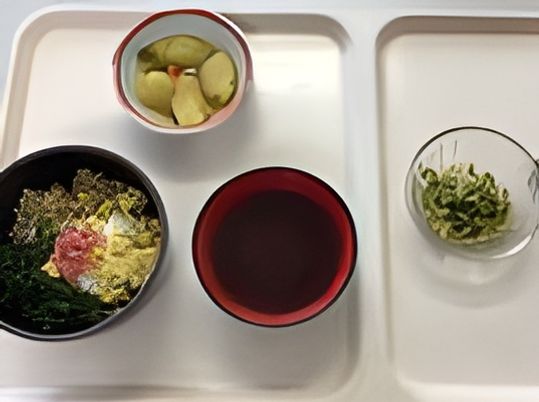 昼食の料理