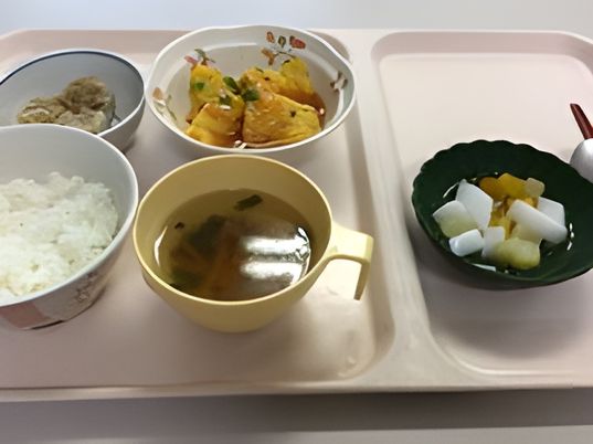 食事の配膳例