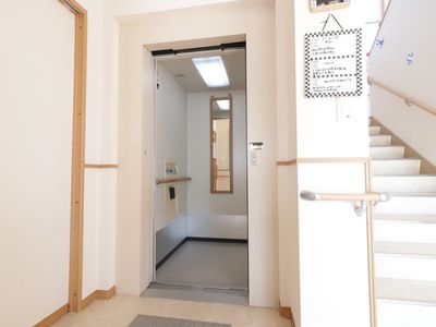 廊下と階段の入口