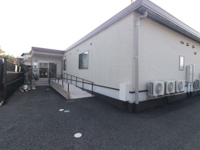 清潔感のある施設外観