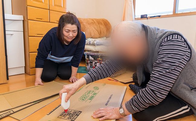 作業中の居室