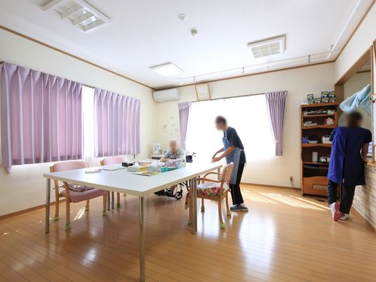 ケアの光景ダイニング