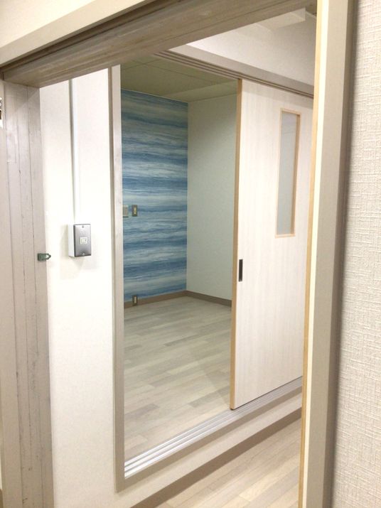 安らぎの個室入口